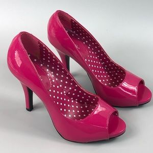 X.Appeal Kitty Women’s Peep Toe Heels Size 7